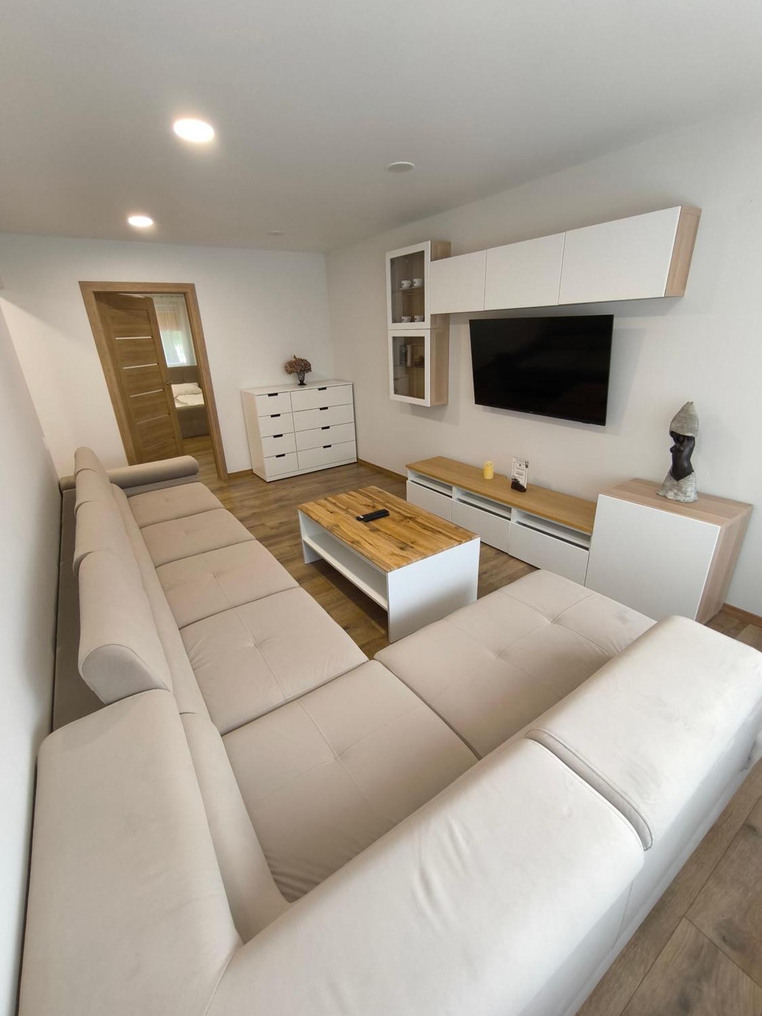 Tukas Apartment Marijampolė Dış mekan fotoğraf